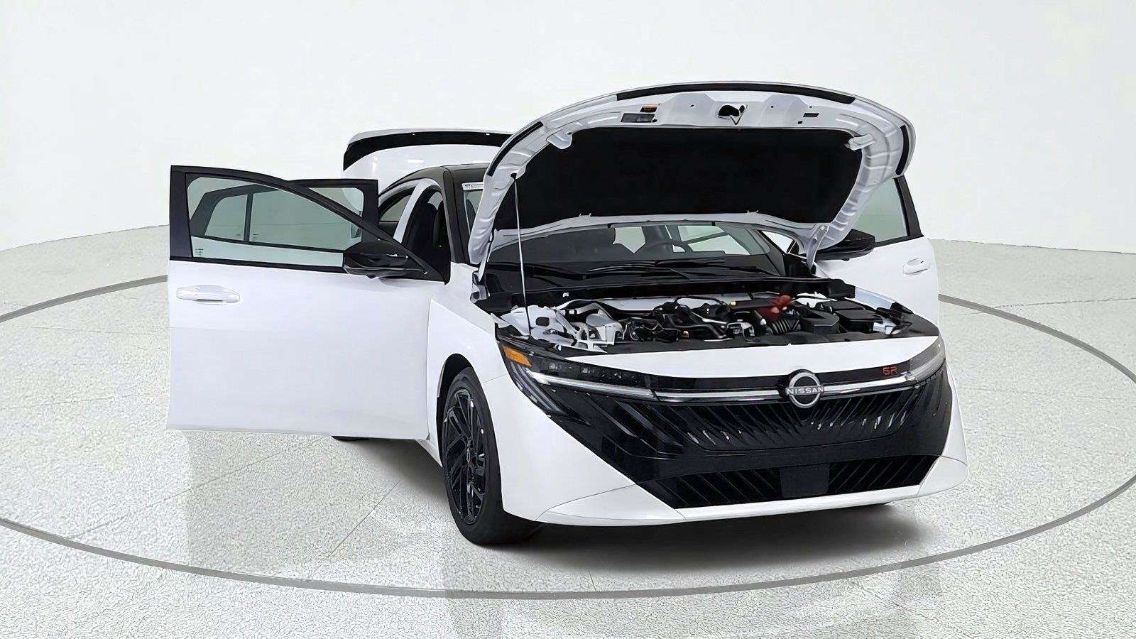 New 2027 Nissan Sentra SR w/ SR Premium Package FWD image 9