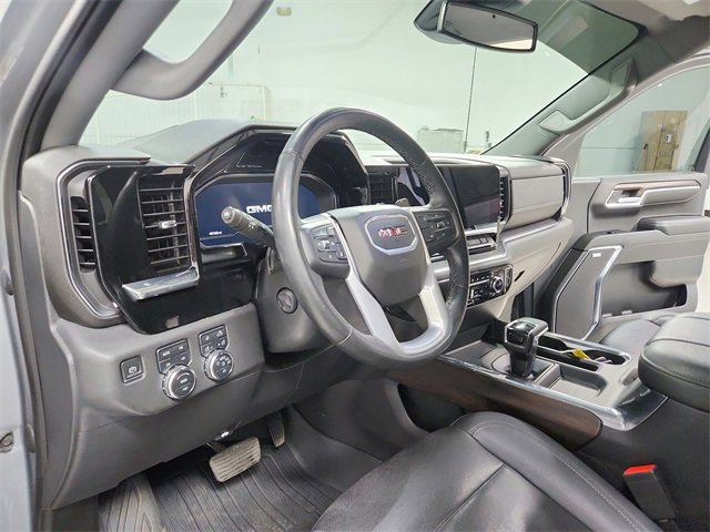 Used 2023 GMC Sierra 1500 SLT w/ SLT Premium Package image 18
