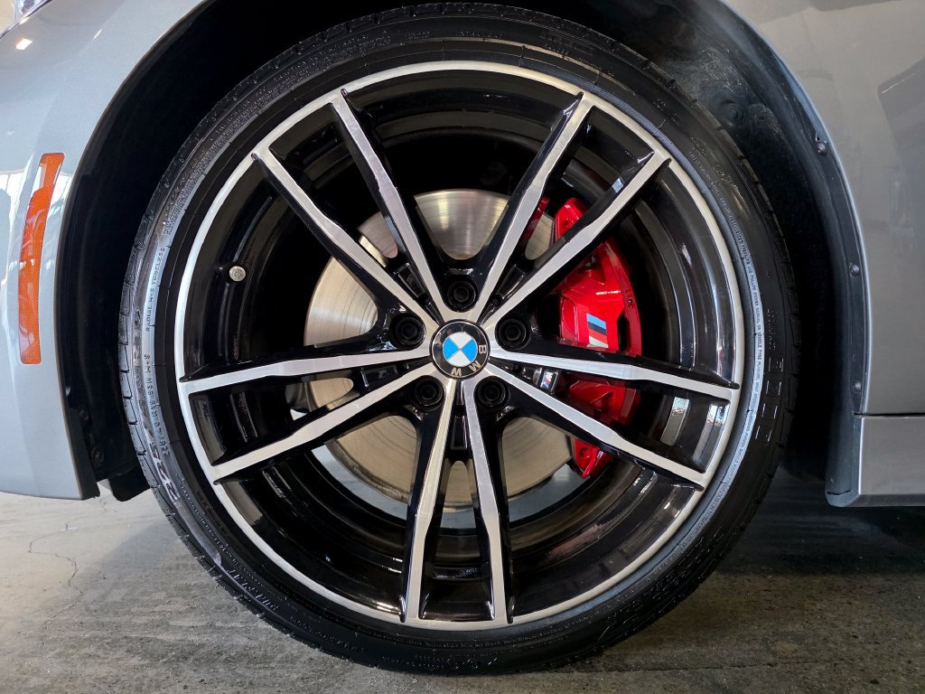 Used 2023 BMW 330i xDrive Sedan w/ M Sport Package AWD/4WD image 31