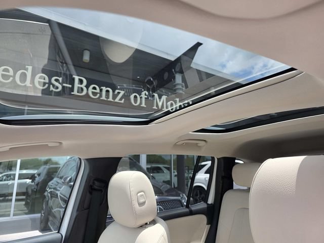Certified 2025 Mercedes-Benz GLB 250 image 12