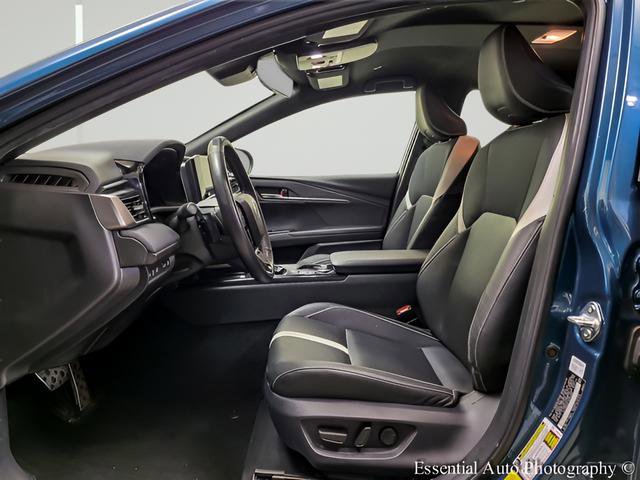 Certified 2025 Toyota Camry SE image 8