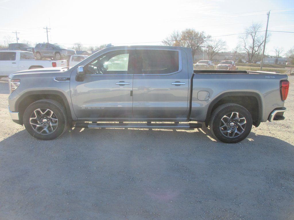 New 2026 GMC Sierra 1500 SLT w/ SLT Premium Plus Package image 10