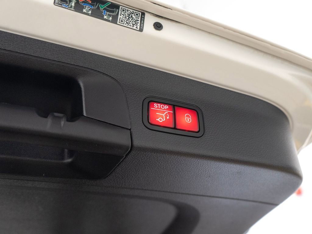 Used 2022 Mercedes-Benz GLS 63 AMG 4MATIC image 37