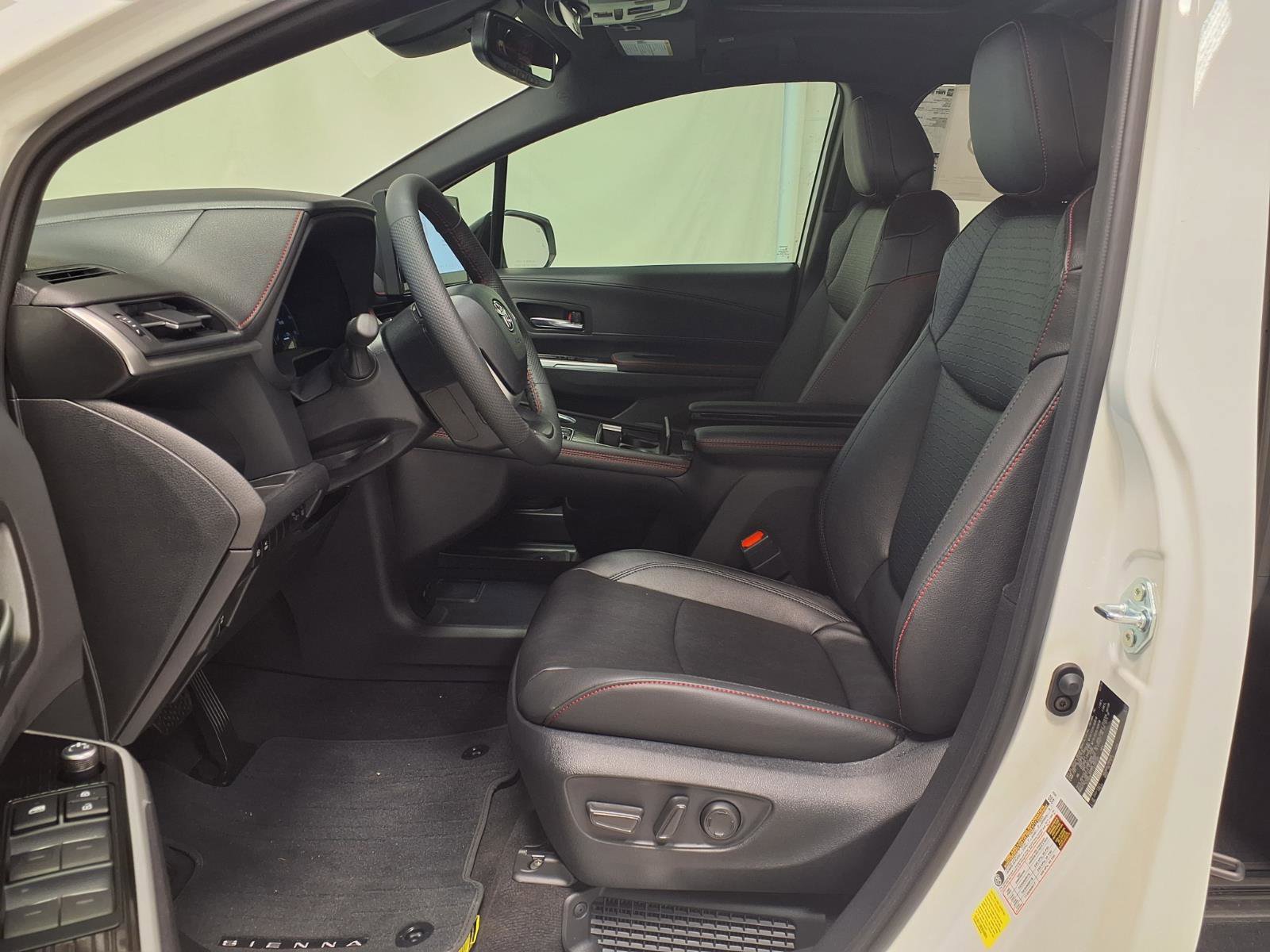 New 2026 Toyota Sienna XSE image 23