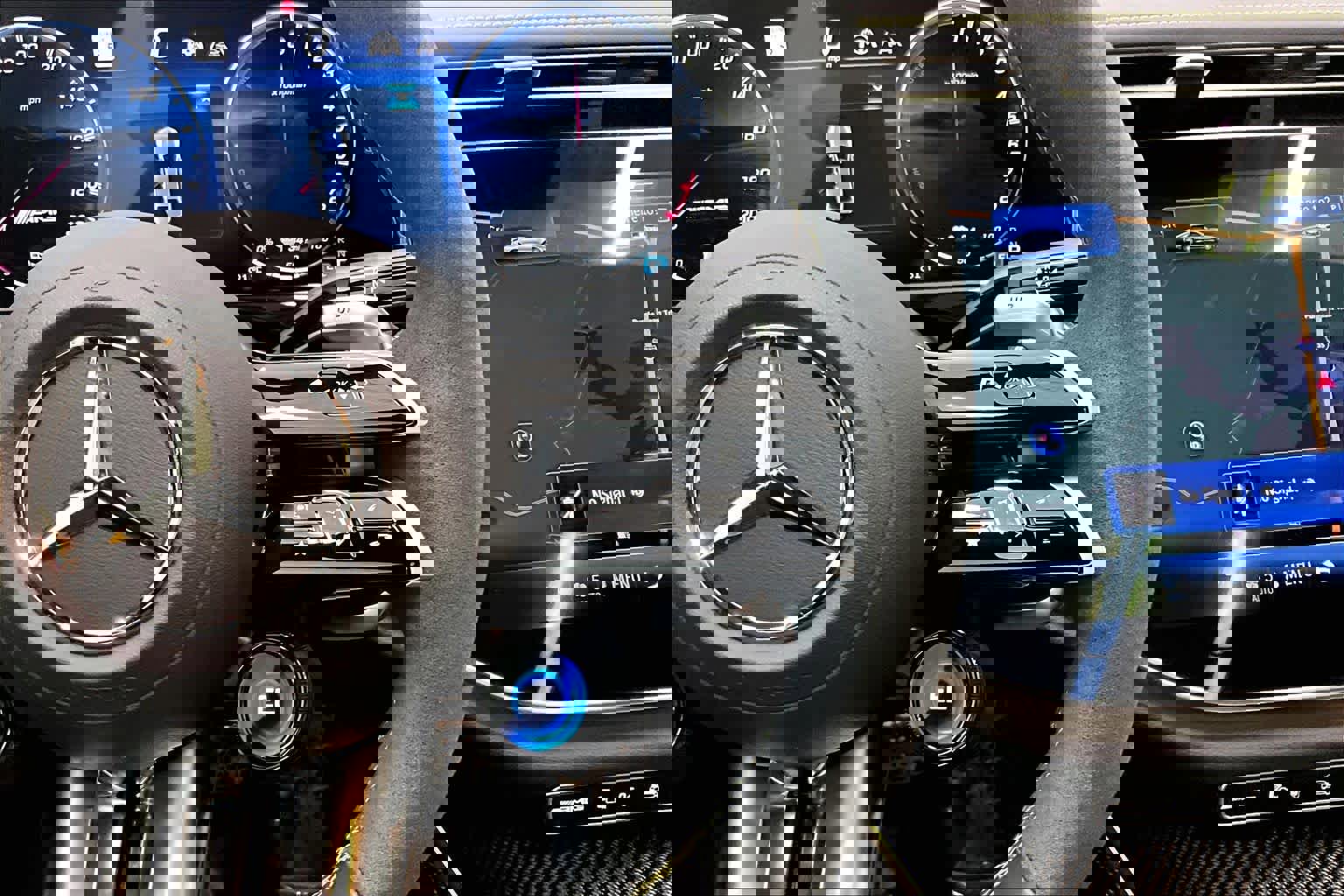 Certified 2025 Mercedes-Benz E 53 AMG e 4MATIC Sedan image 23