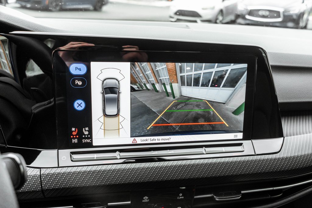 Used 2024 Volkswagen Golf R 2.0T image 22