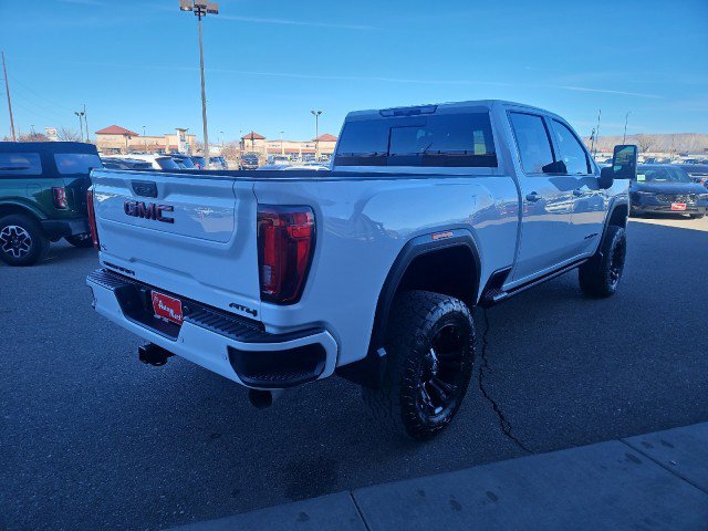 Used 2022 GMC Sierra 2500 AT4 image 5