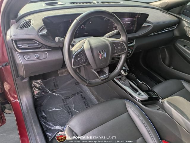 Used 2024 Buick Envista Sport Touring w/ Convenience I Package FWD image 11