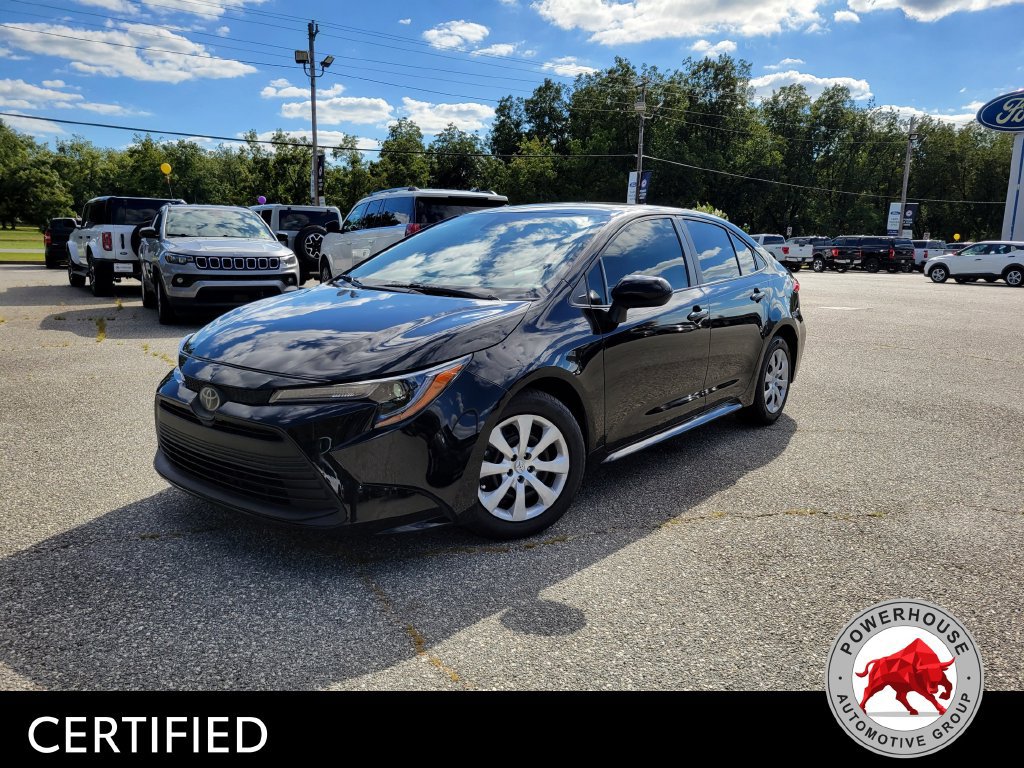 Used 2024 Toyota Corolla LE FWD image 2