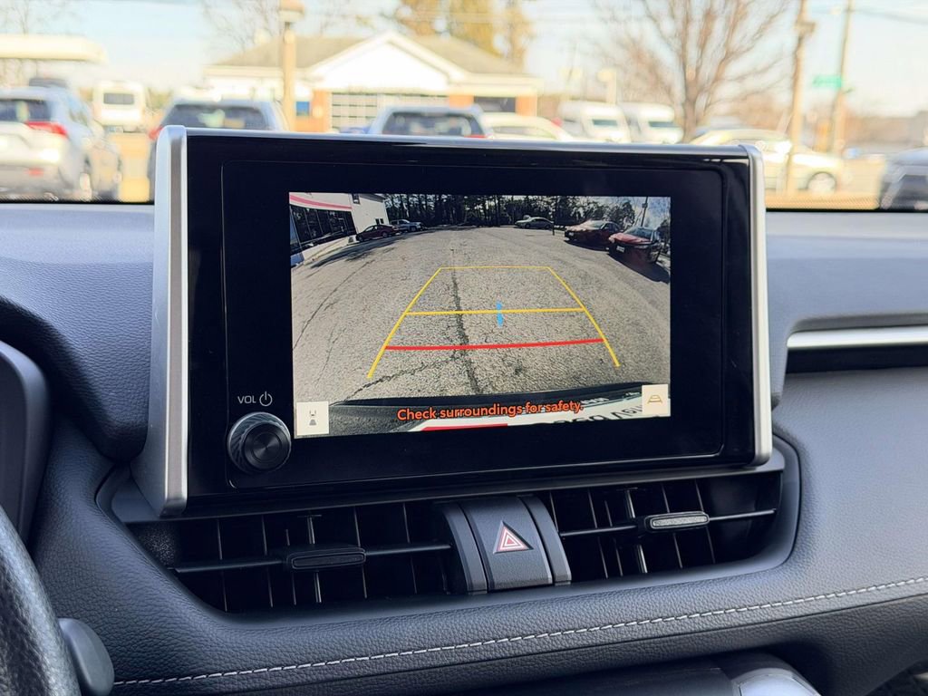 Certified 2025 Toyota RAV4 XLE image 4