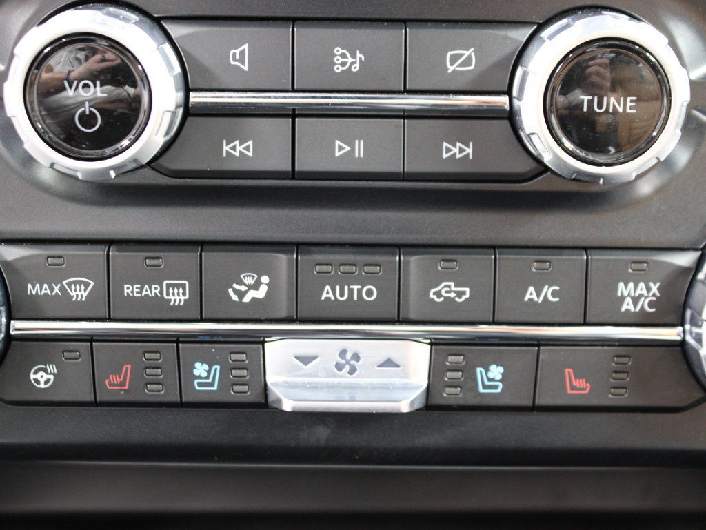 Used 2023 Ford F250 Platinum AWD/4WD image 74