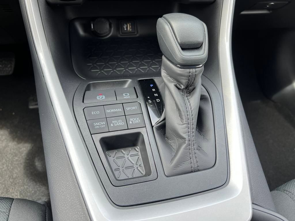 New 2025 Toyota RAV4 XLE image 26