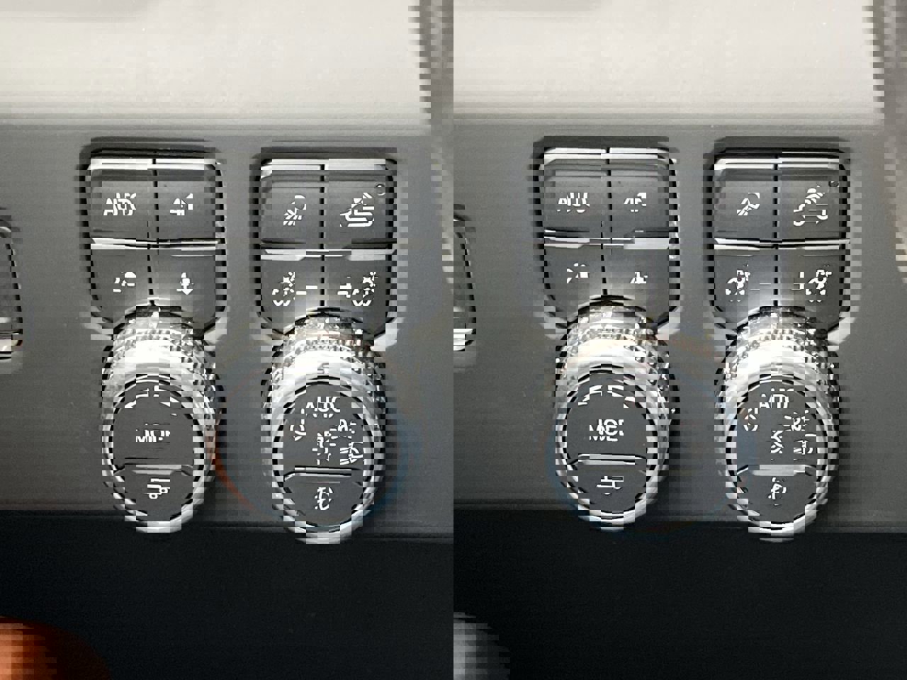 Certified 2024 GMC Sierra 2500 Denali Ultimate image 19