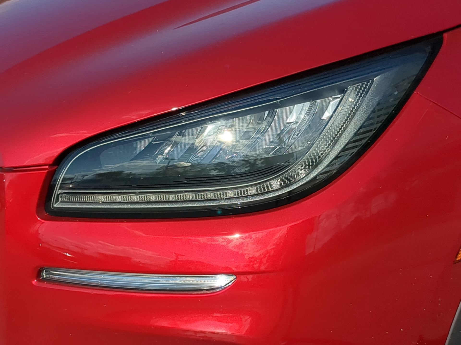 Used 2025 Lincoln Corsair FWD image 36
