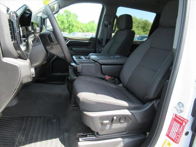 Used 2025 Chevrolet Silverado 2500 LT w/ Convenience Package AWD/4WD image 17