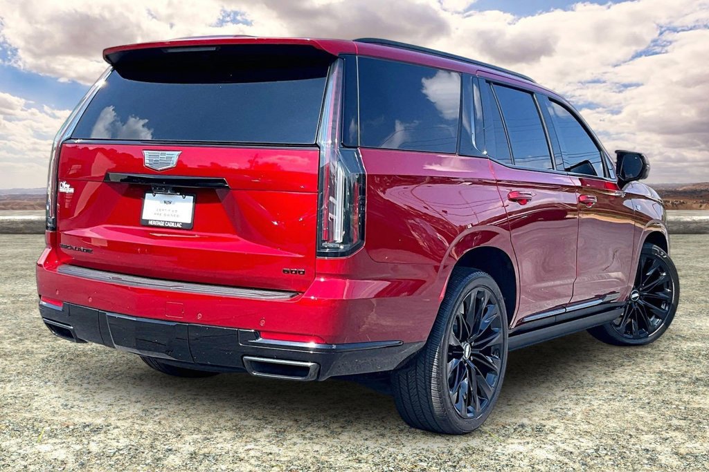 Certified 2025 Cadillac Escalade Sport Platinum w/ LPO, ONYX Package AWD/4WD image 5