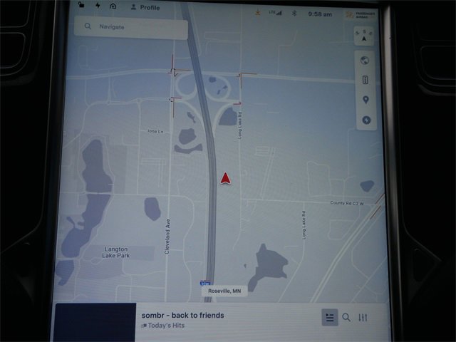 Used 2014 Tesla Model S 85 image 14