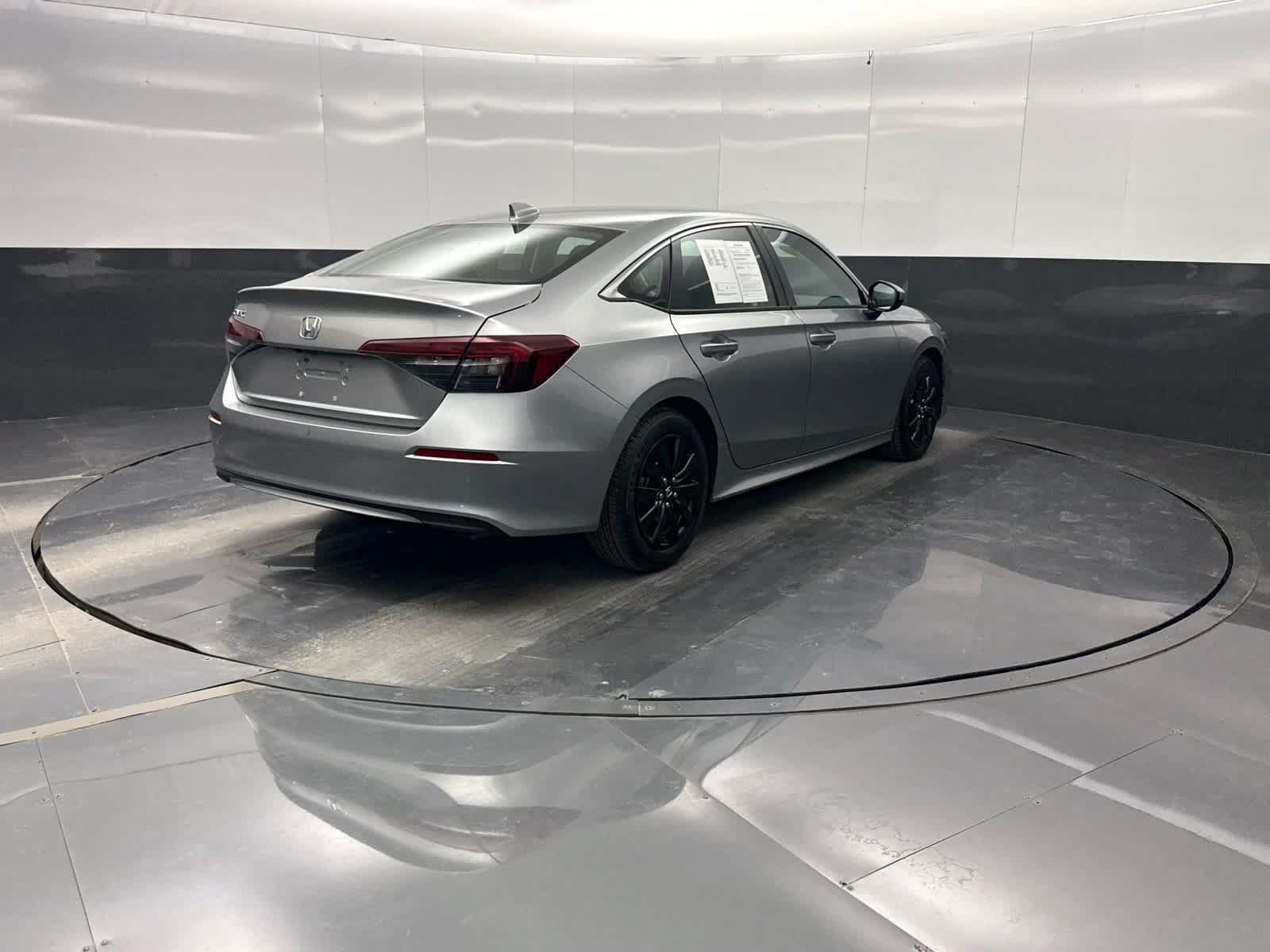 Used 2025 Honda Civic LX image 34