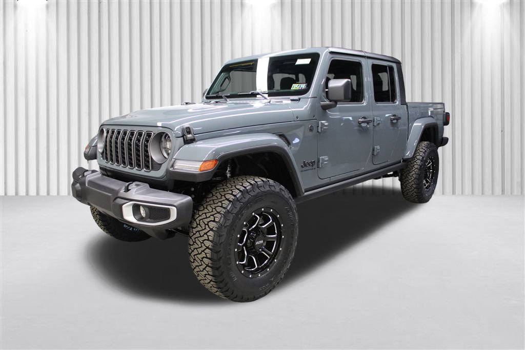 New 2025 Jeep Gladiator Sport image 8