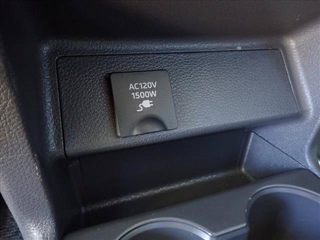 Used 2023 Toyota Sienna XLE w/ XLE Plus Package AWD/4WD image 11
