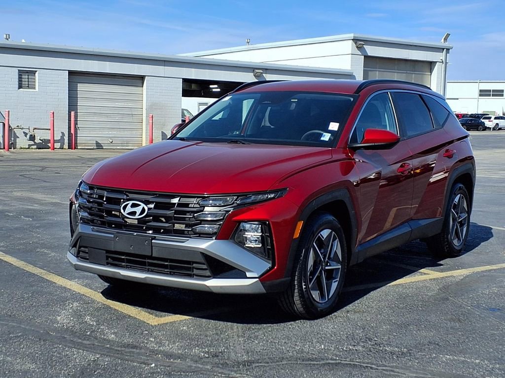 Used 2025 Hyundai Tucson SEL image 2