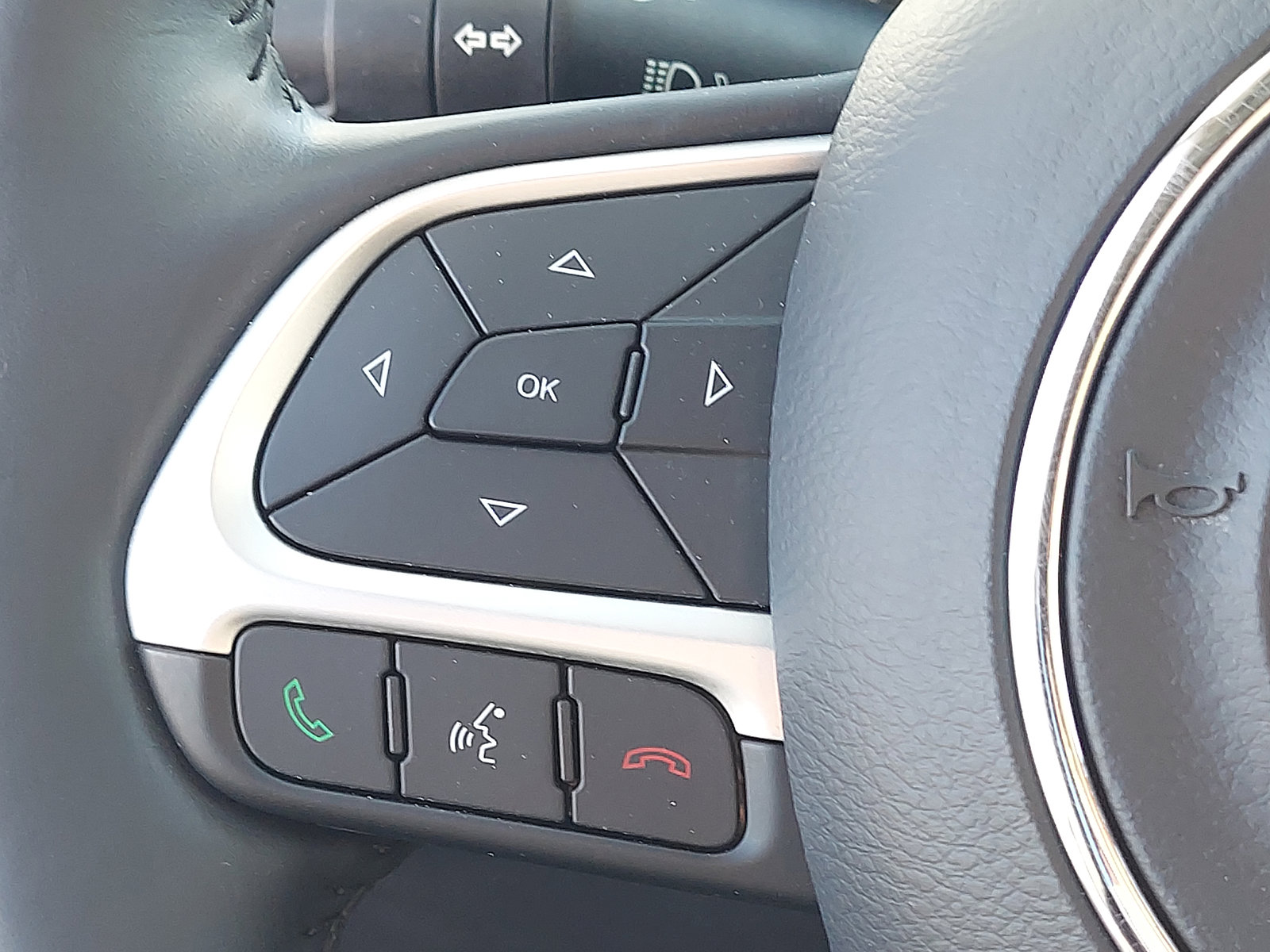 Used 2019 Jeep Compass Altitude image 19