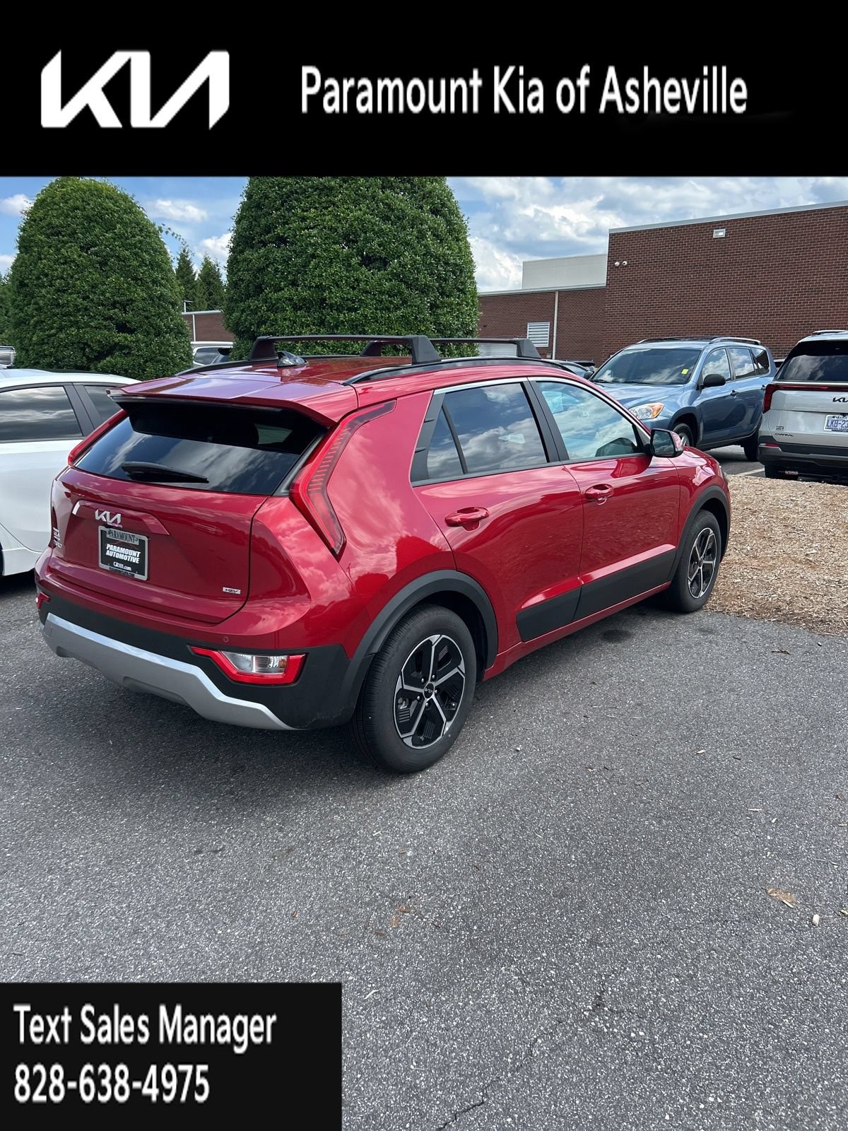 Certified 2025 Kia Niro EX FWD image 8