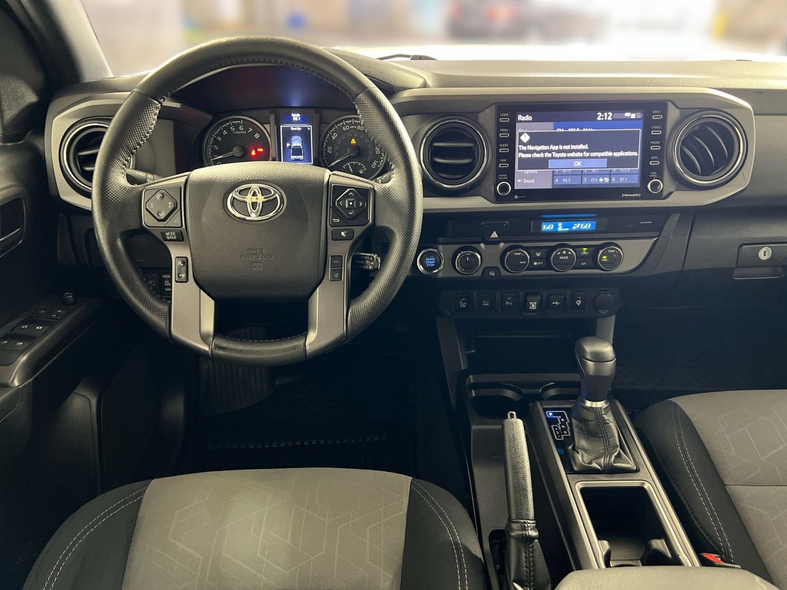 Used 2021 Toyota Tacoma TRD Off-Road w/ Technology Package AWD/4WD image 23