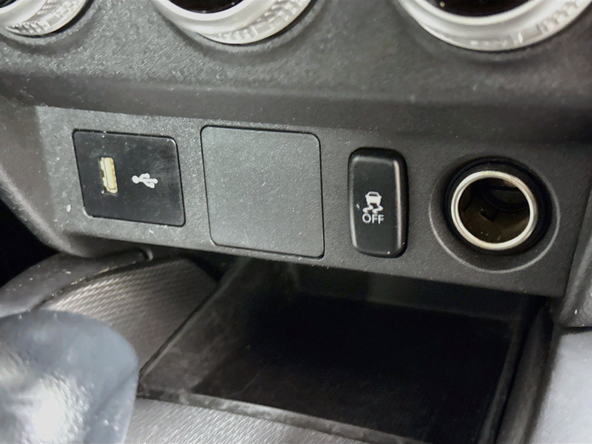 Used 2025 Mitsubishi Outlander Sport AWD image 40