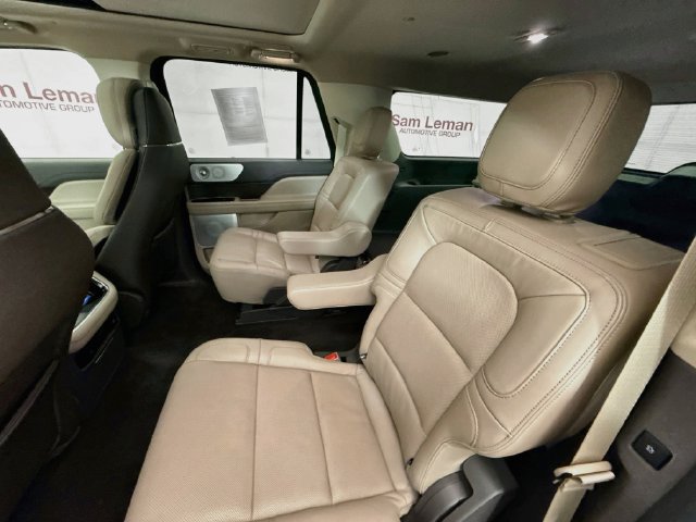 Used 2024 Lincoln Navigator L Reserve AWD/4WD image 26
