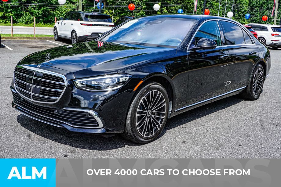 Used 2024 Mercedes-Benz S 580e 4MATIC Sedan image 3