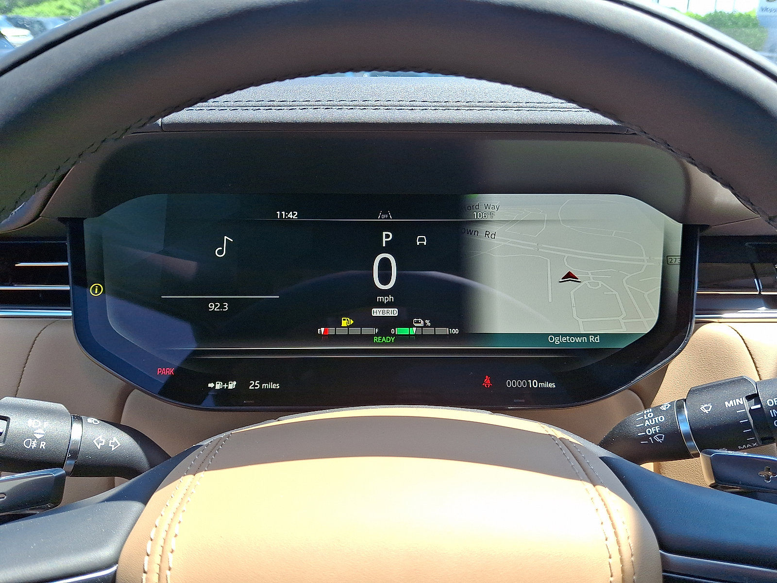 New 2025 Land Rover Range Rover SE image 6