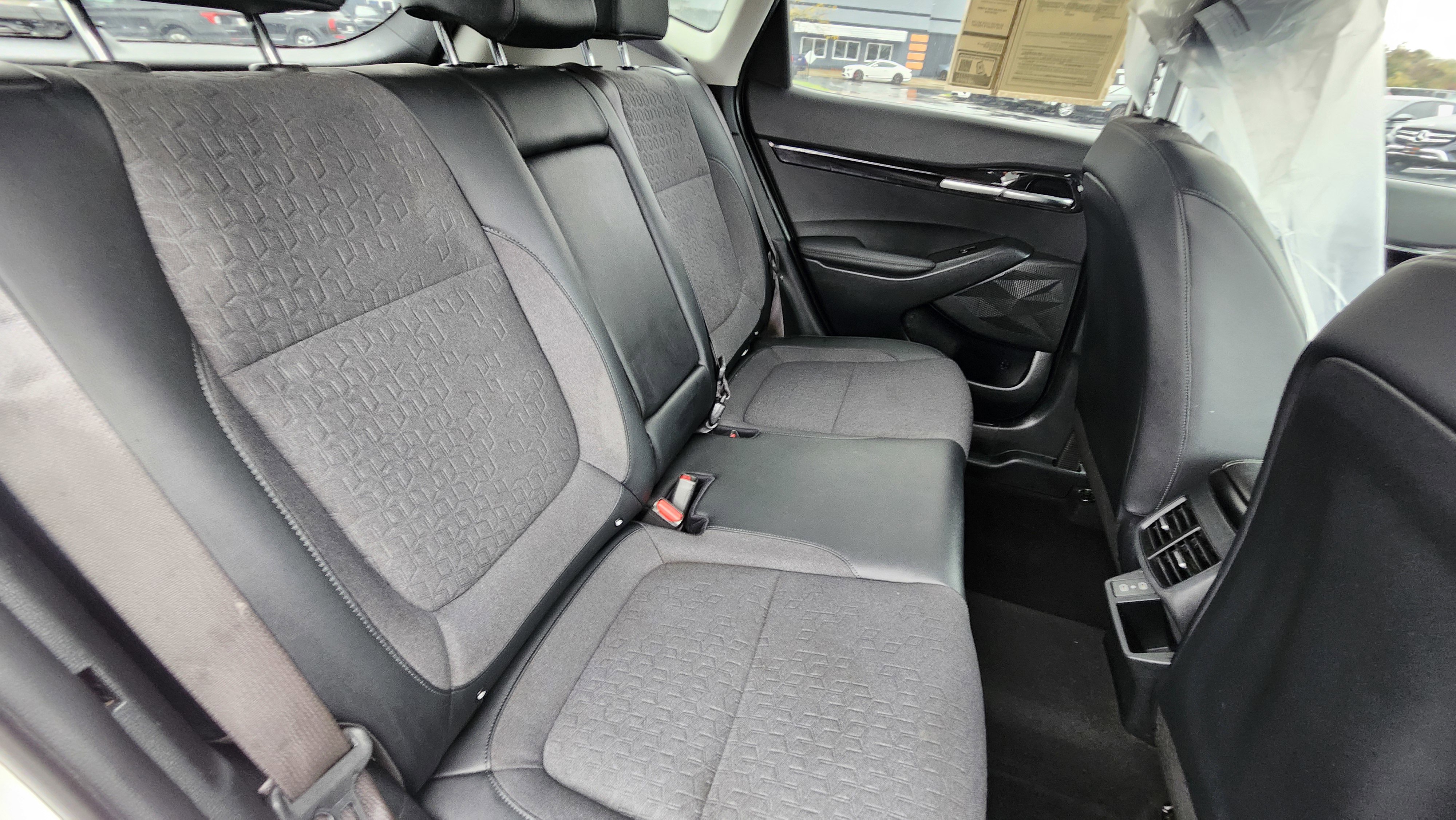 Used 2024 Kia Seltos S image 13