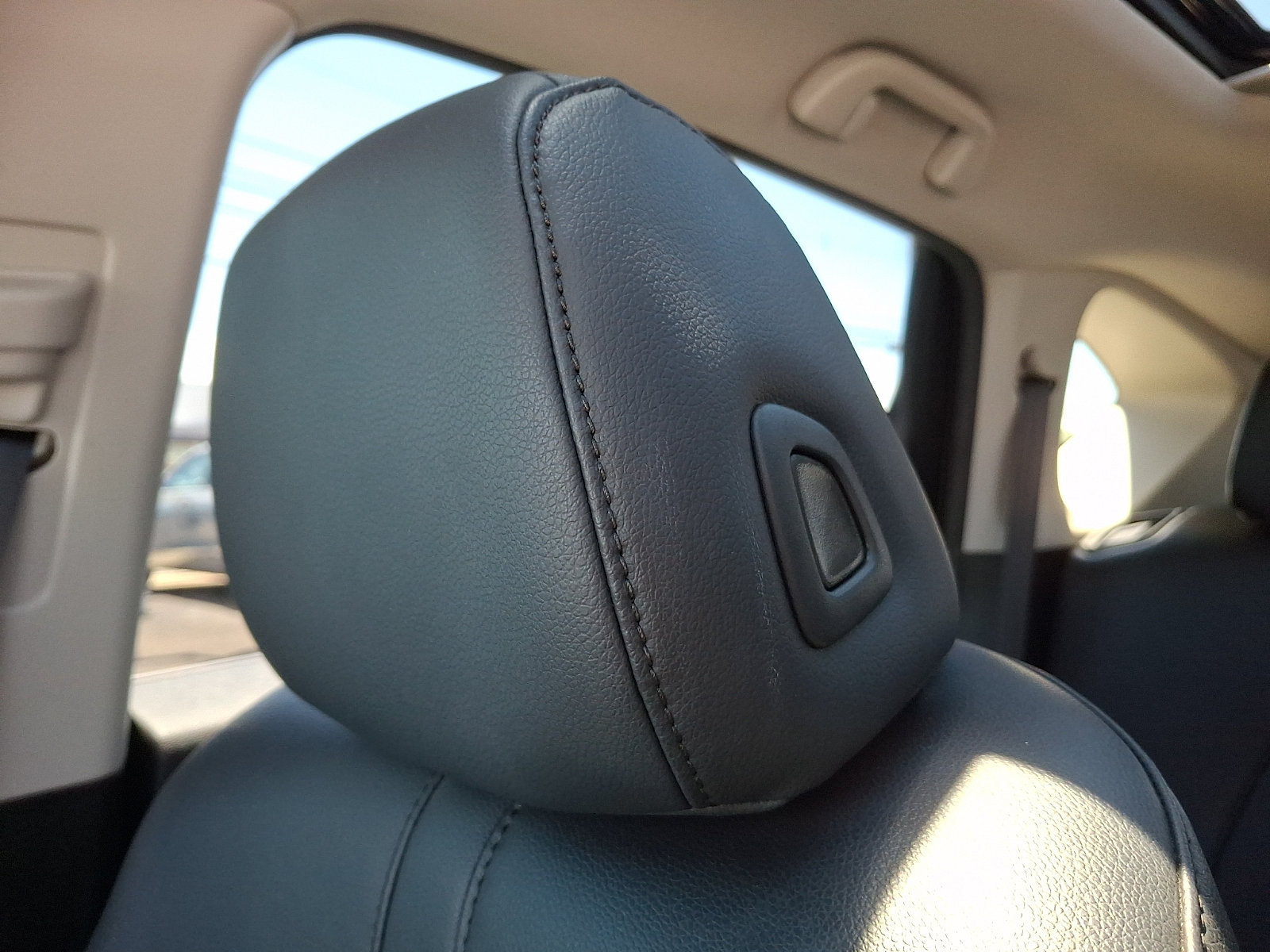 Used 2020 Acura RDX FWD image 13