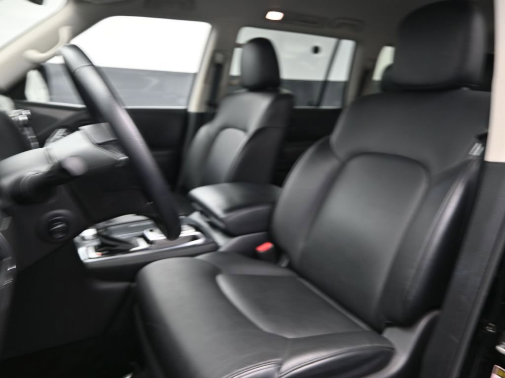 Used 2024 Nissan Armada SV image 17