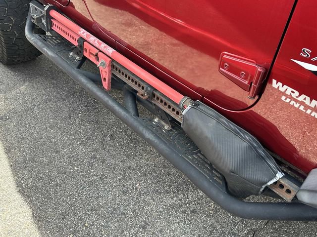 Used 2013 Jeep Wrangler Unlimited Sahara w/ Dual Top Group image 7