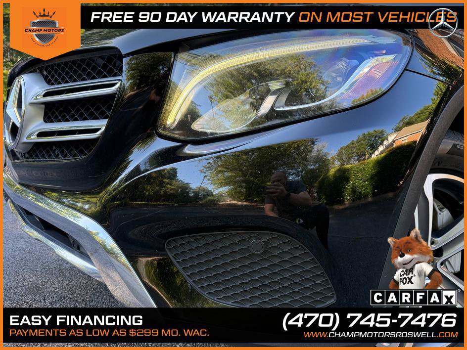 Used 2018 Mercedes-Benz GLC 300 w/ Leather Seating Package image 3