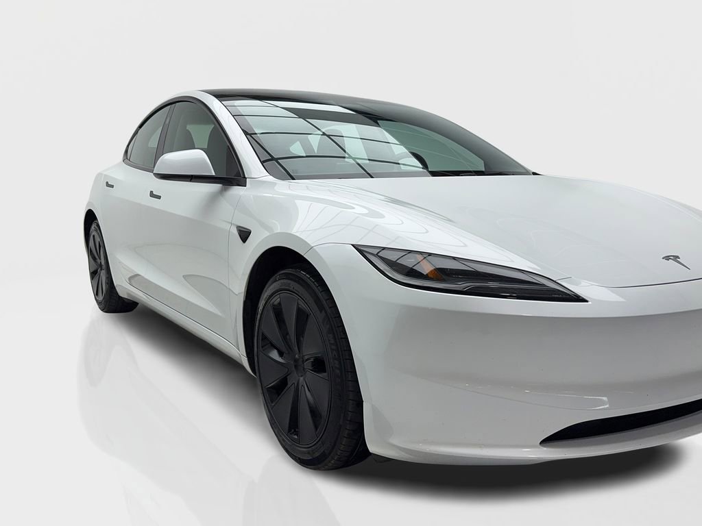 Used 2024 Tesla Model 3 Standard Range image 2