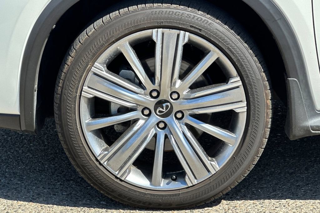 Used 2022 INFINITI QX50 Sensory image 27