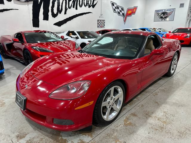 Used 2005 Chevrolet Corvette Coupe w/ Preferred Equipment Group RWD image 22