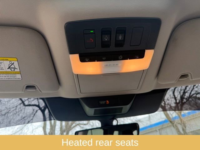 Used 2025 Nissan Pathfinder Platinum image 28