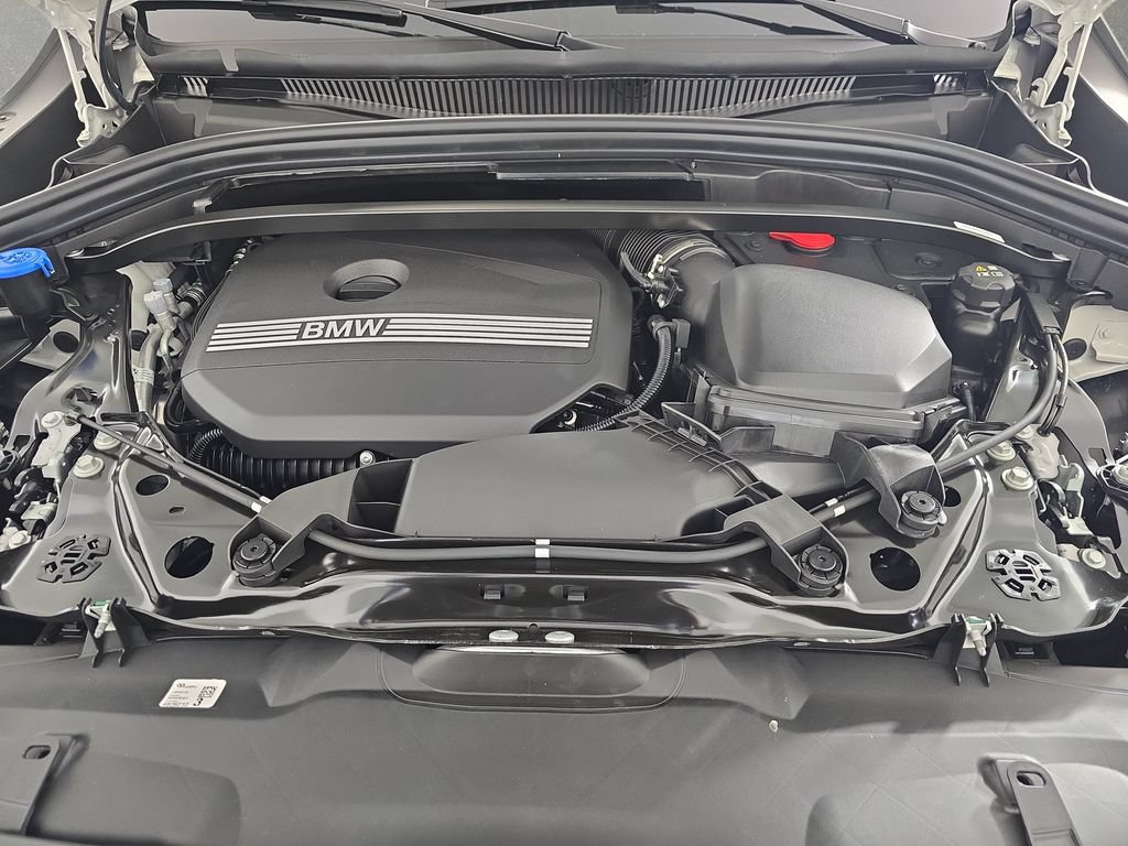 New 2026 BMW X2 xDrive28i w/ Technology Package AWD/4WD image 32