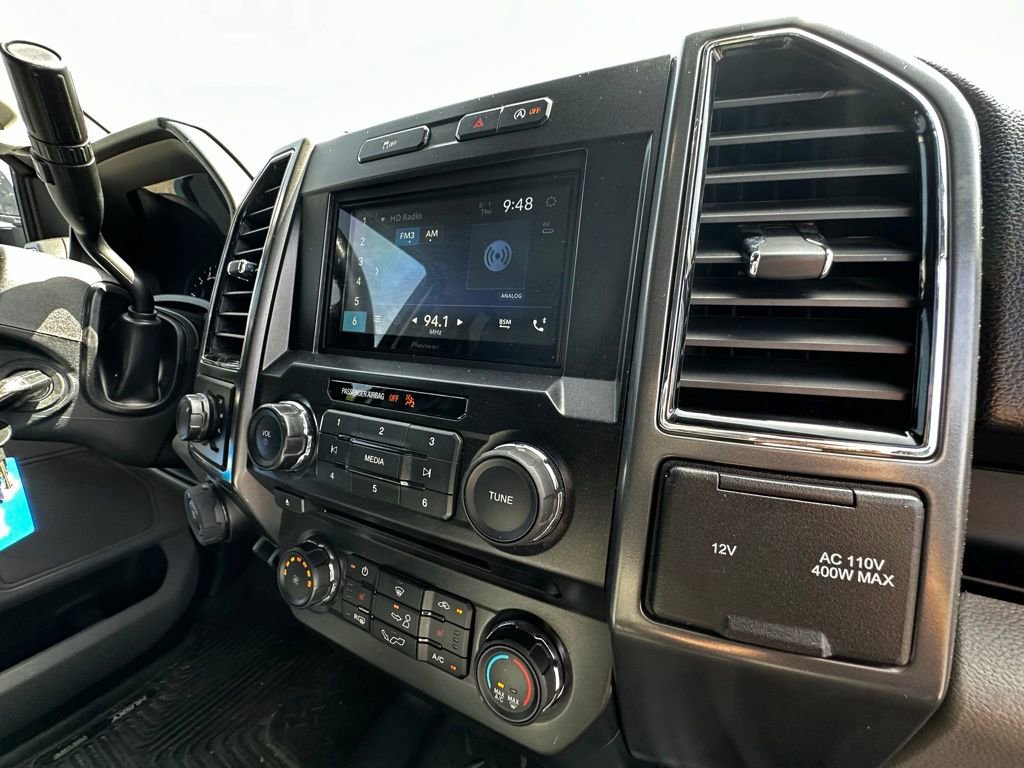 Used 2018 Ford F150 XLT w/ Equipment Group 302A Luxury AWD/4WD image 11