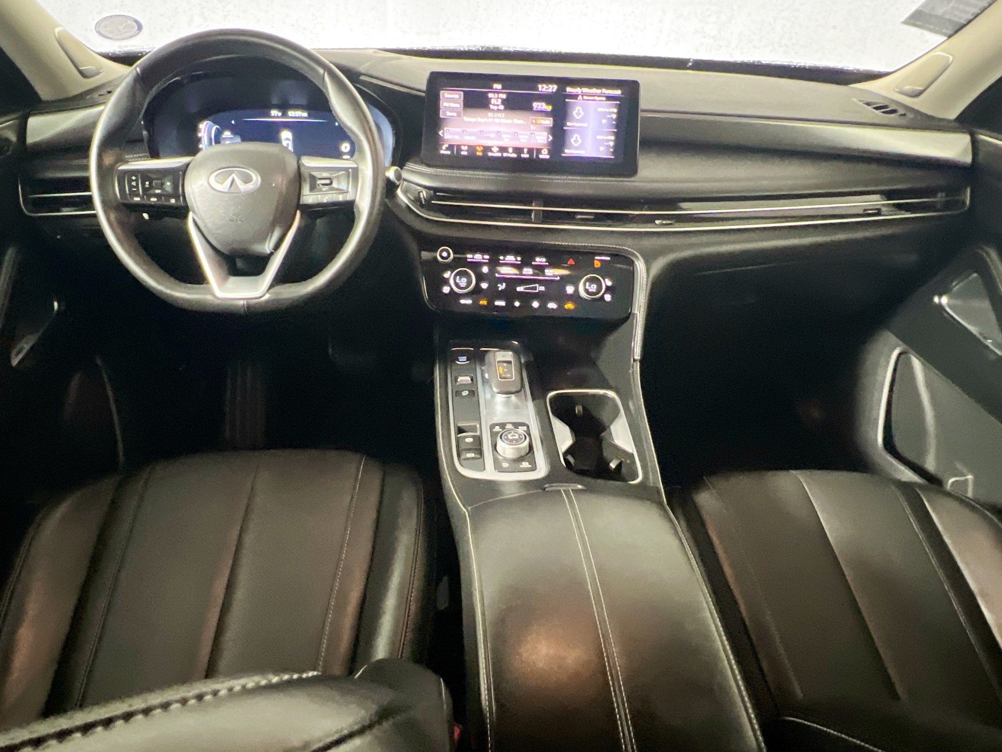 Used 2025 INFINITI QX60 Luxe w/ Vision Package AWD/4WD image 29