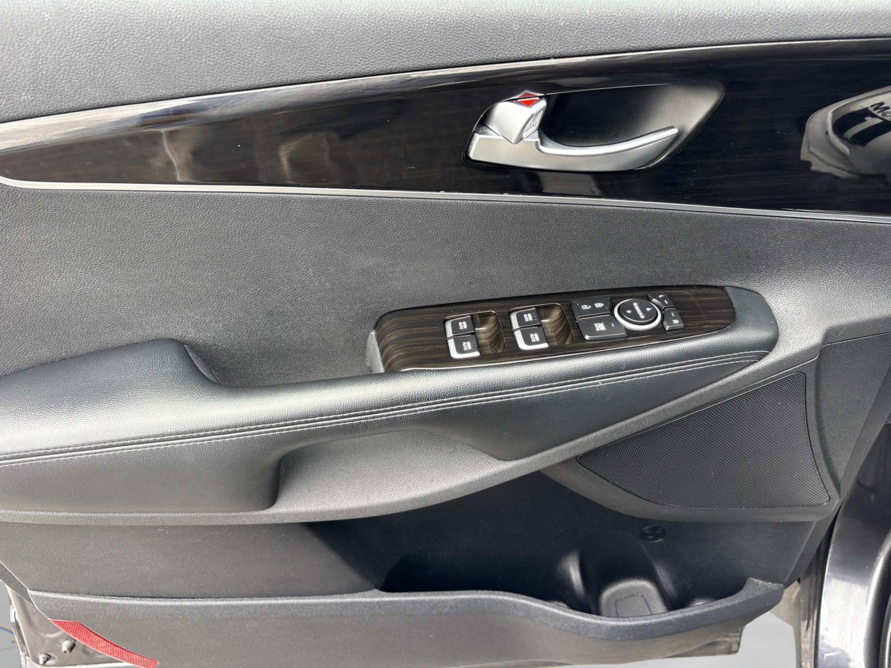 Used 2019 Kia Sorento EX AWD/4WD image 19