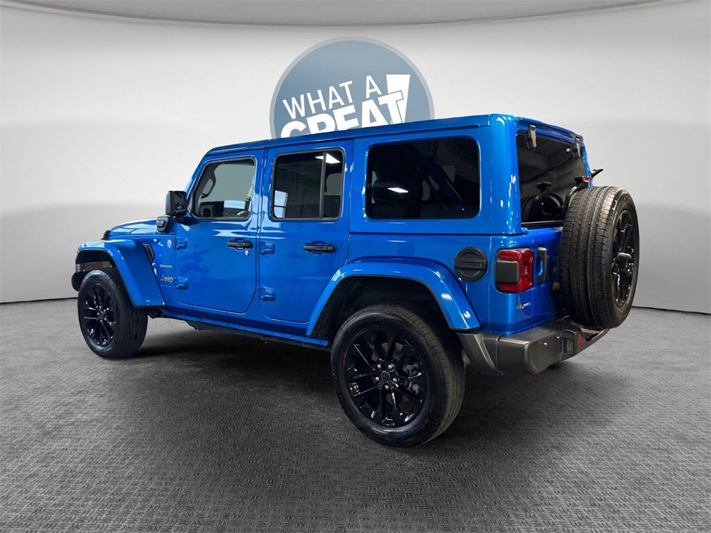 Used 2024 Jeep Wrangler Unlimited Sahara image 6