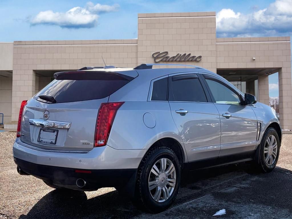 Used 2015 Cadillac SRX Luxury image 4