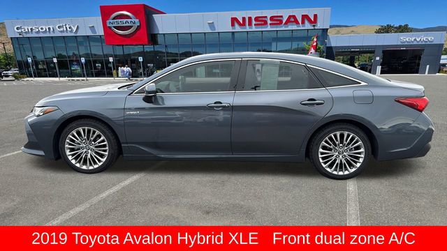 Used 2019 Toyota Avalon XLE image 6