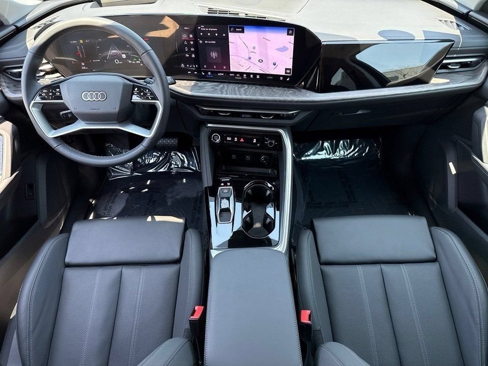 Certified 2025 Audi Q5 Premium Plus w/ Premium Plus AWD/4WD image 13