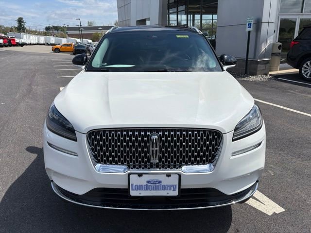 Used 2022 Lincoln Corsair AWD w/ Premium Package image 8